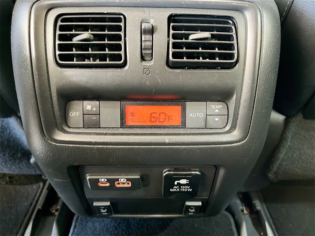 Used 2019 Nissan Pathfinder Platinum w/ Cargo Package image 26