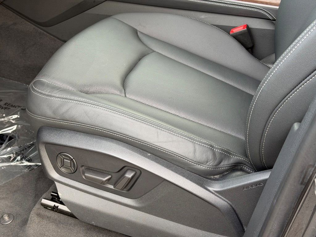 Certified 2023 Audi Q8 Premium Plus w/ Premium Plus Package image 25