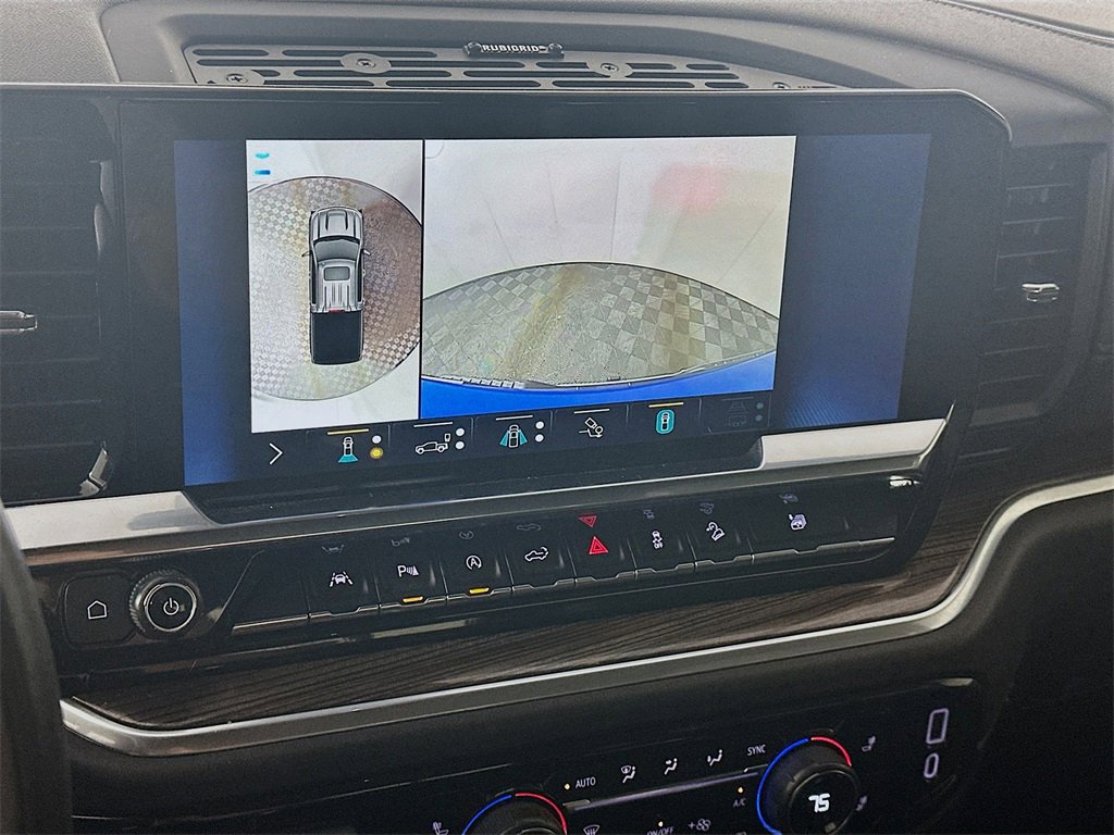 Used 2022 Chevrolet Silverado 1500 LT w/ Z71 Off-Road Package image 20