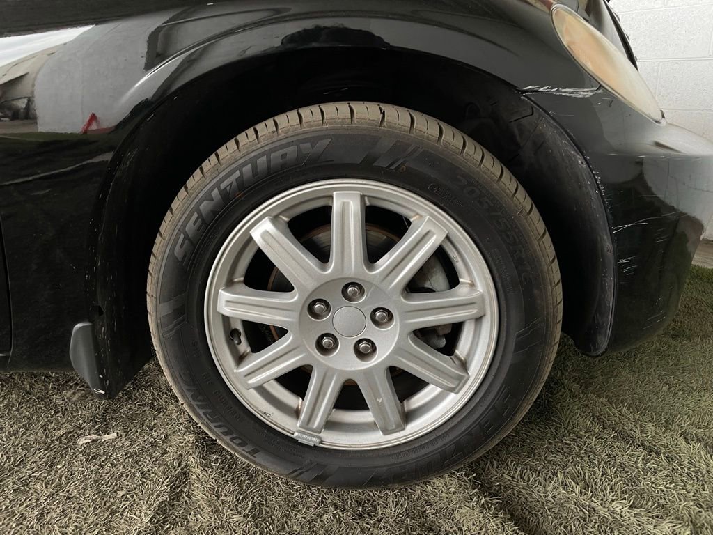 Used 2007 Chrysler PT Cruiser Convertible w/ Spring Special Group image 16