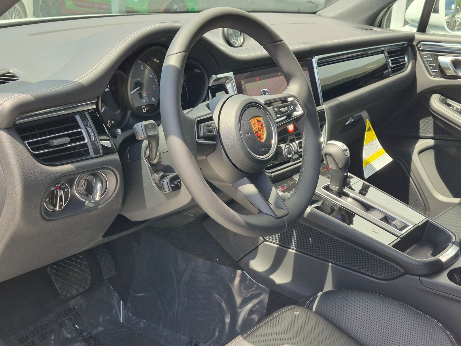 New 2026 Porsche Macan S AWD/4WD image 4