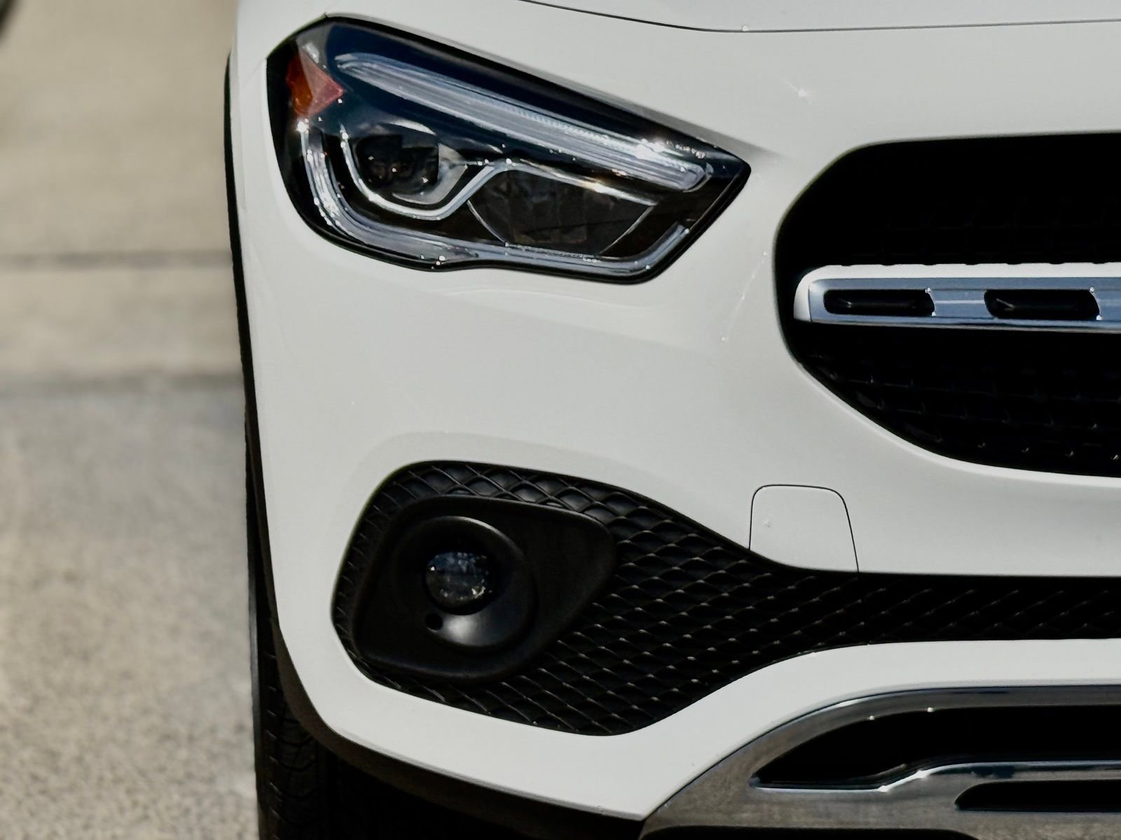 Used 2023 Mercedes-Benz GLA 250 w/ Premium Package image 7