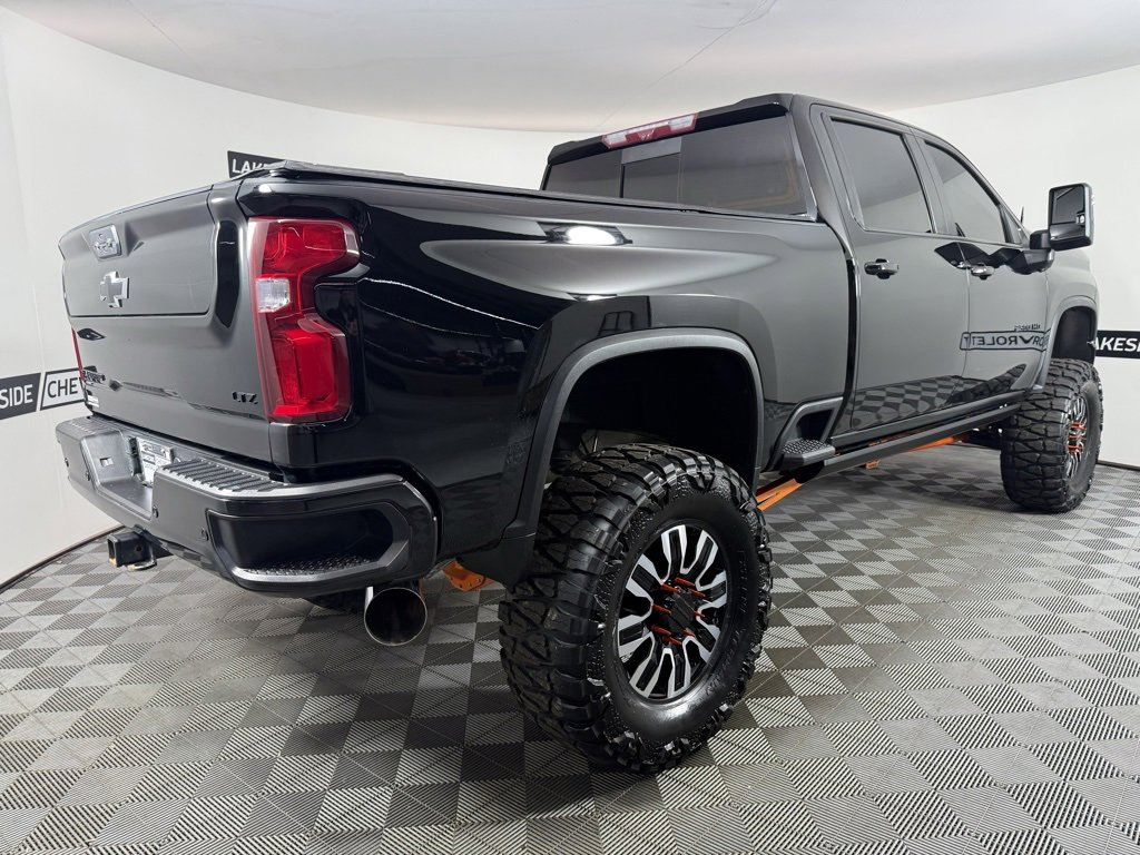 Used 2022 Chevrolet Silverado 2500 LTZ w/ LTZ Plus Package image 6