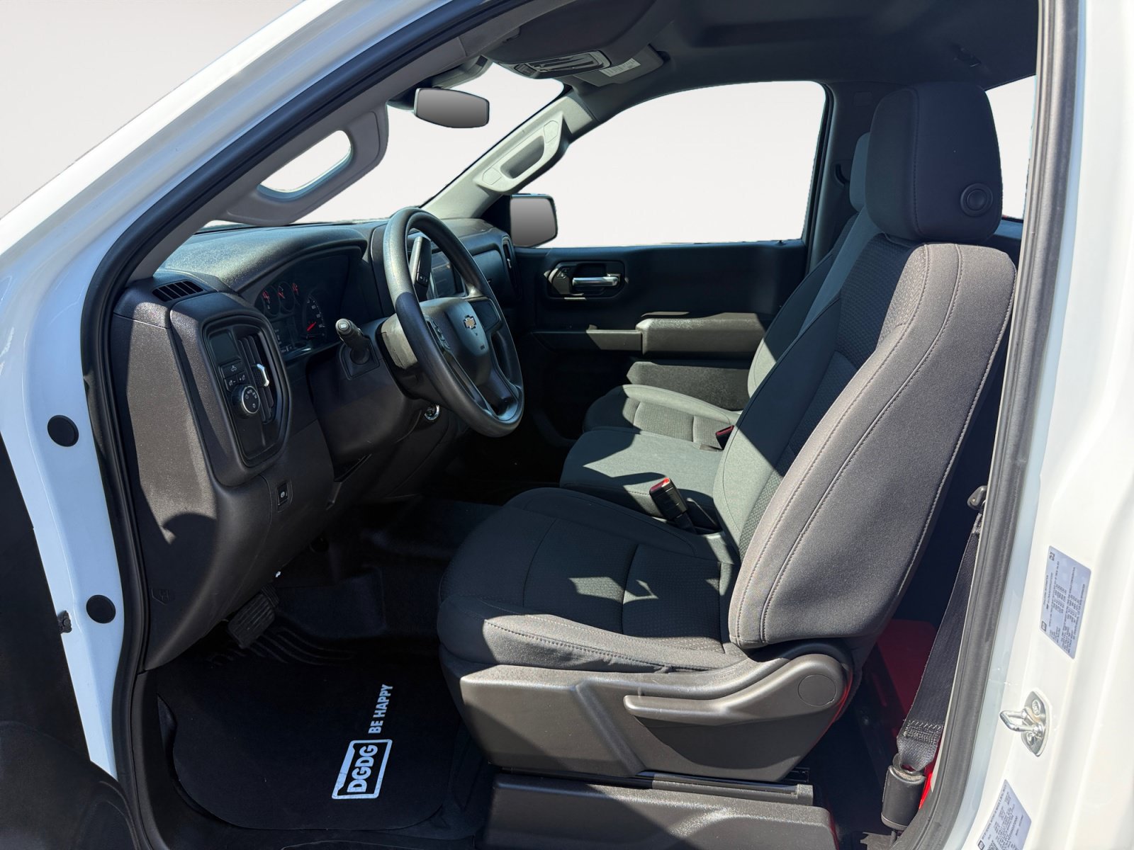 Used 2025 Chevrolet Silverado 1500 W/T RWD image 10