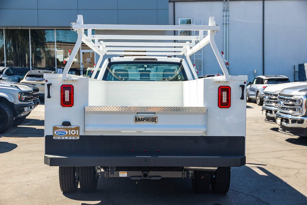 New 2024 Ford F450 XL w/ XL Chrome Package RWD image 5