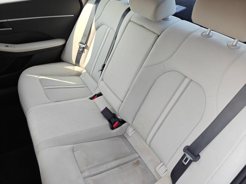 Used 2025 Hyundai Sonata SEL FWD image 13