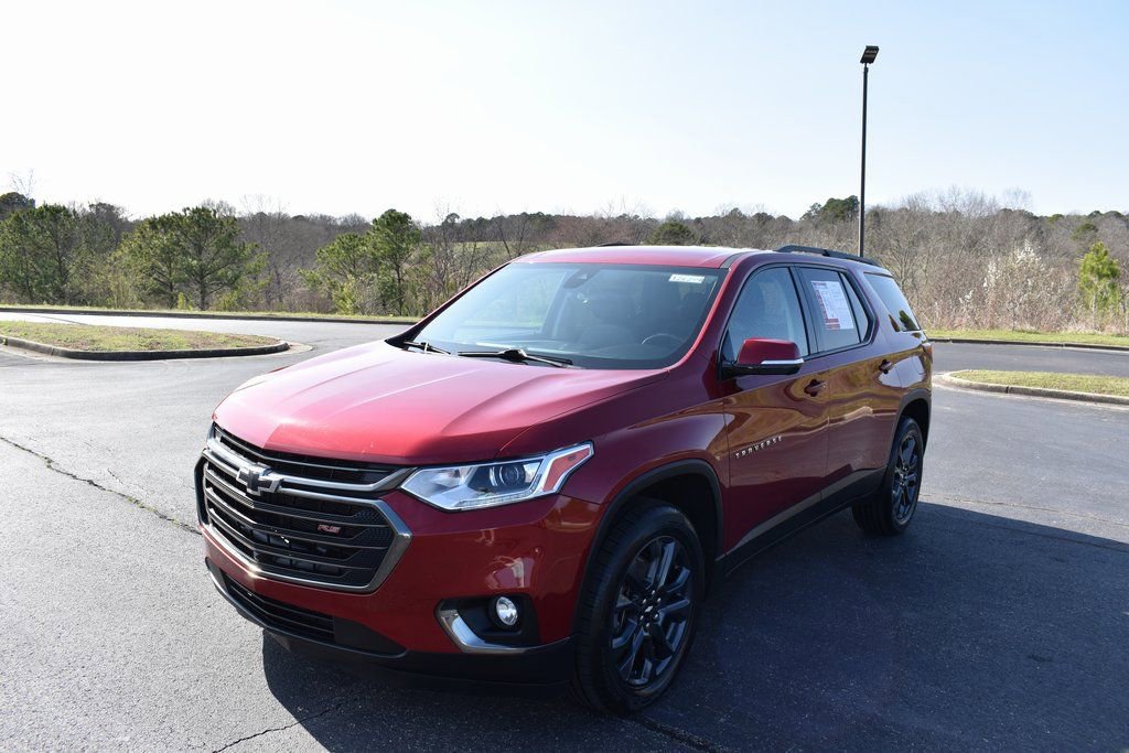 Used 2020 Chevrolet Traverse RS image 2