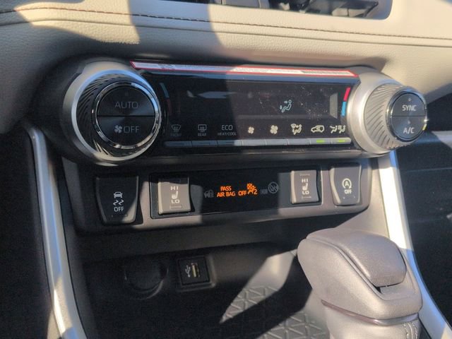 New 2025 Toyota RAV4 XLE image 21