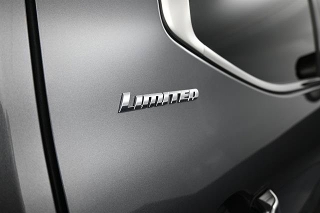 Used 2025 Toyota Tundra Limited RWD image 5