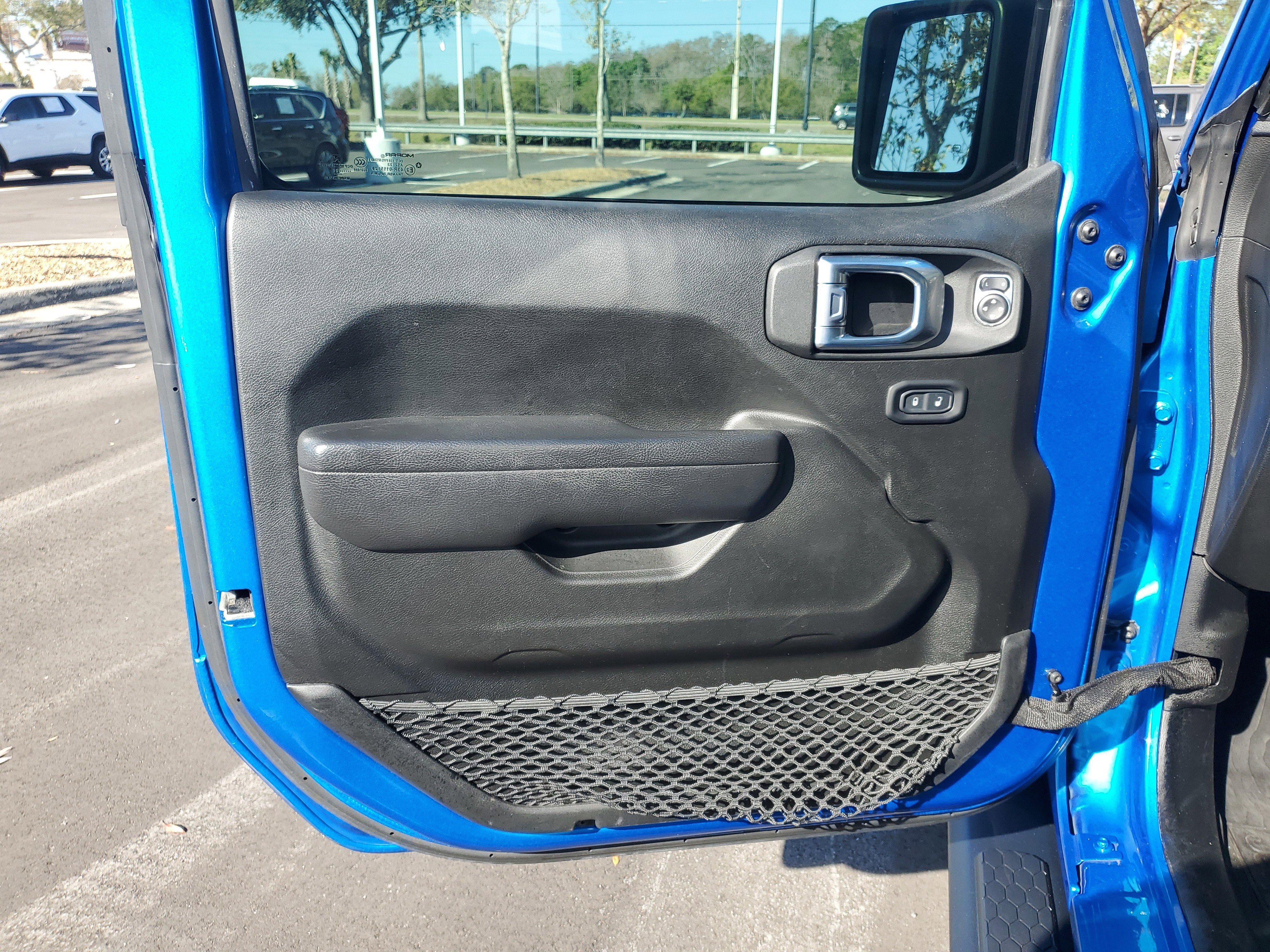 Used 2022 Jeep Wrangler Unlimited Sport image 12