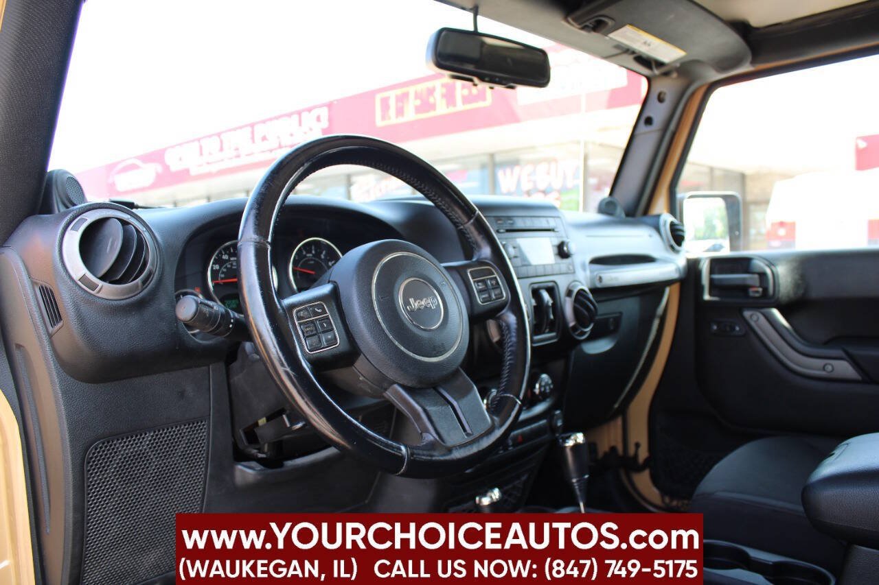 Used 2013 Jeep Wrangler Unlimited Sport AWD/4WD image 10