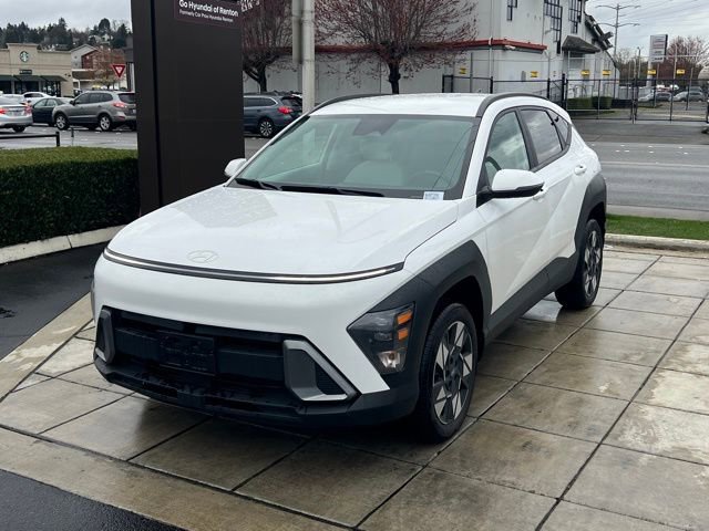 Certified 2025 Hyundai Kona SEL image 3