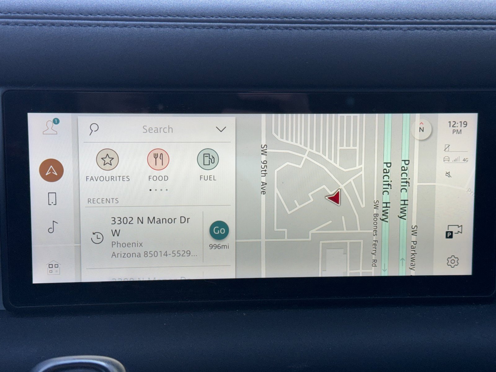 Used 2020 Land Rover Defender 110 First Edition image 18