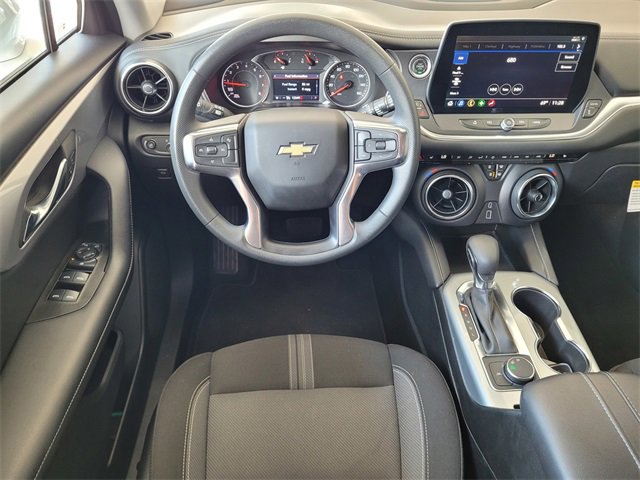 Used 2025 Chevrolet Blazer LT image 16