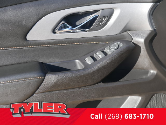 Used 2021 Chevrolet Traverse LT AWD/4WD image 19