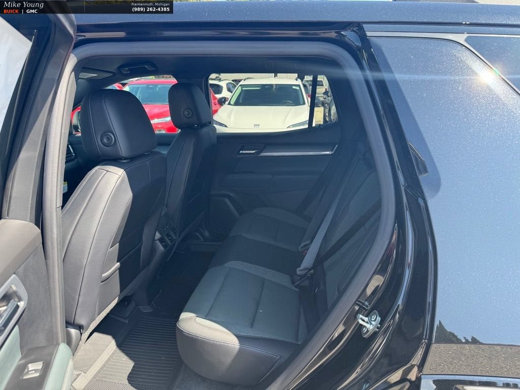 New 2027 GMC Terrain AT4 w/ Convenience Package III AWD/4WD image 12