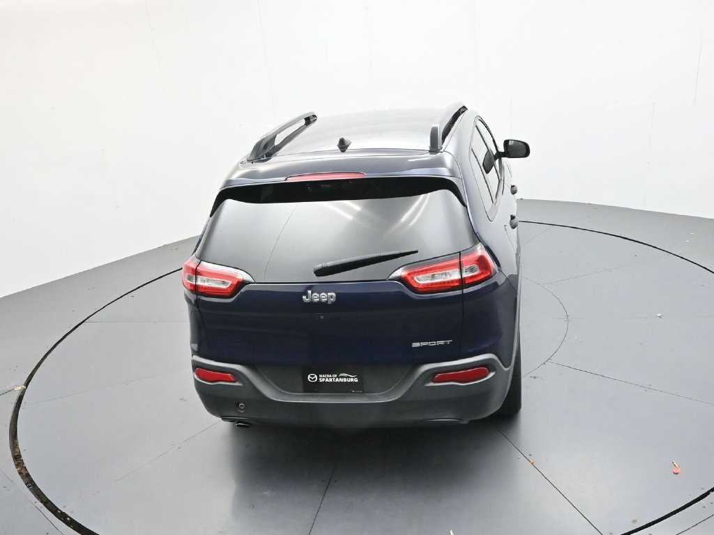 Used 2016 Jeep Cherokee Sport FWD image 21