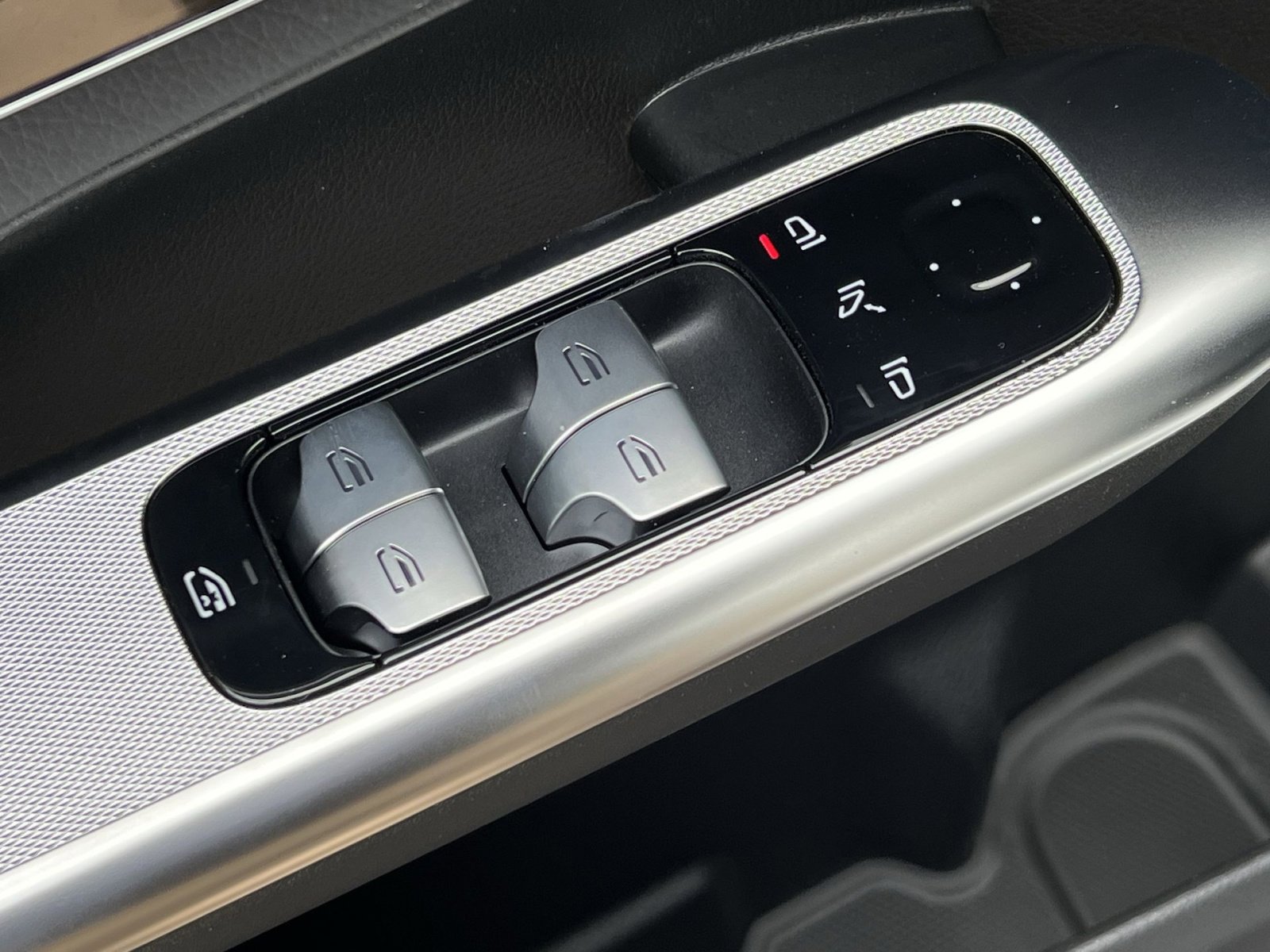 New 2026 Mercedes-Benz GLC 300 4MATIC image 13