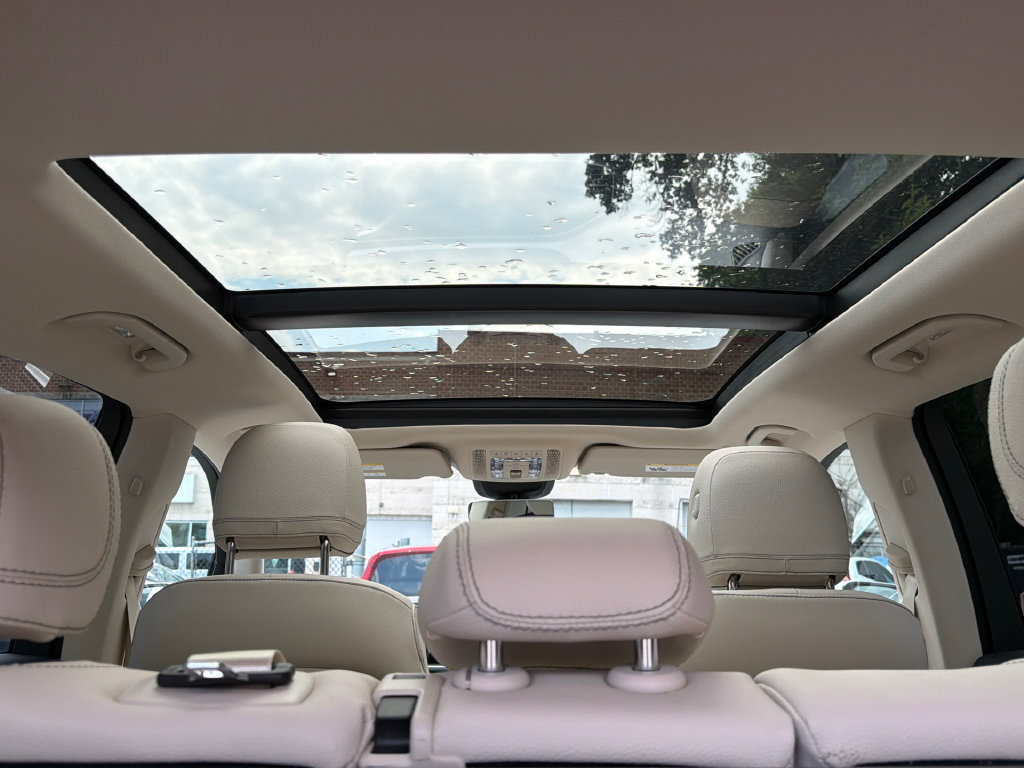 Used 2023 Mercedes-Benz GLE 350 4MATIC image 7
