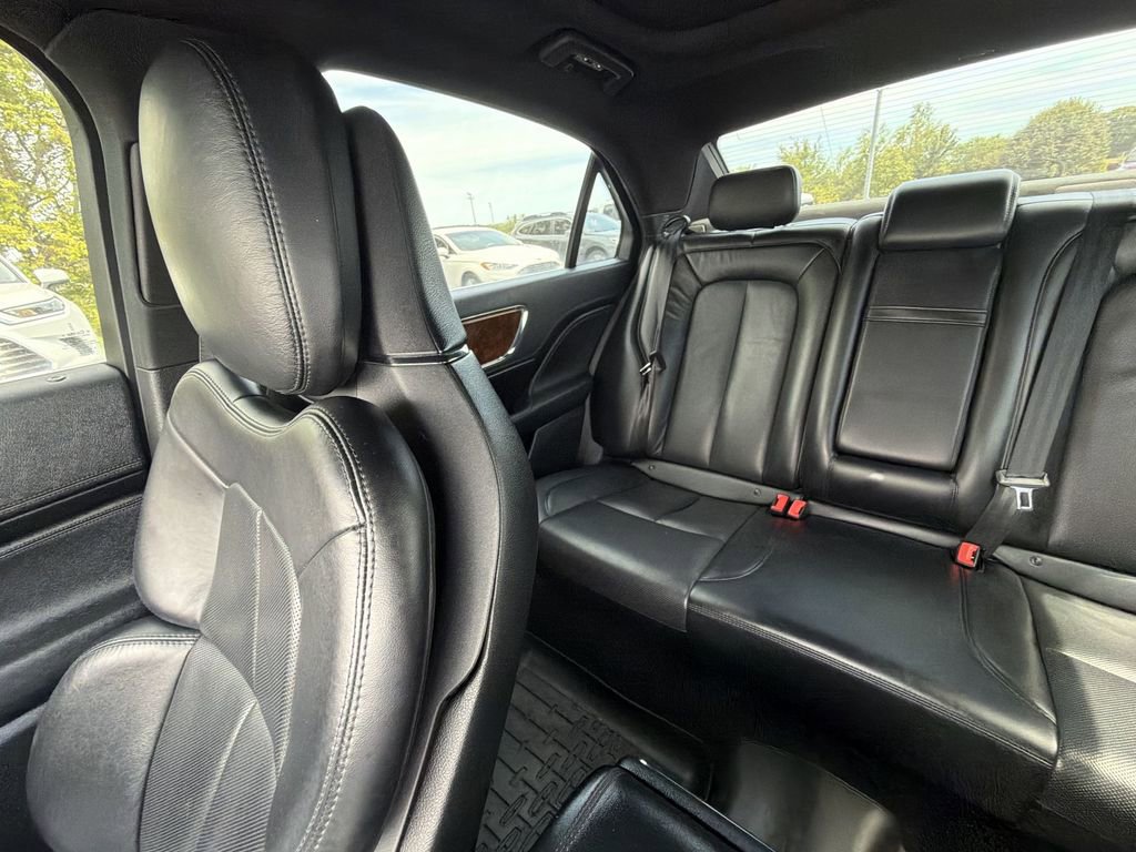 Used 2020 Lincoln Continental Reserve AWD/4WD image 12
