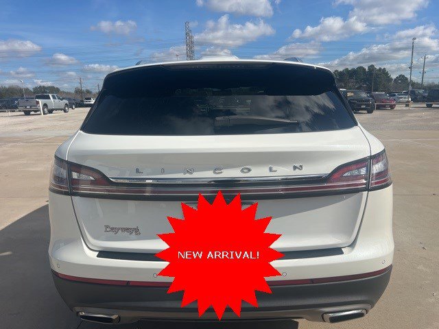 Used 2022 Lincoln Nautilus Reserve w/ Luxury Package image 6