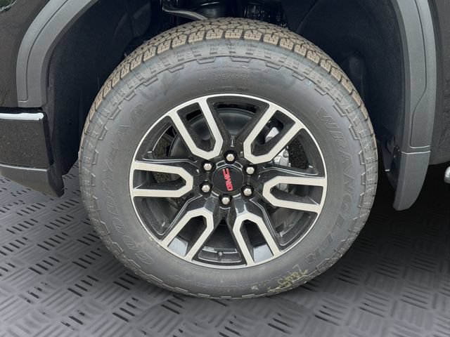 New 2026 GMC Sierra 1500 AT4 w/ AT4 Premium Package AWD/4WD image 28