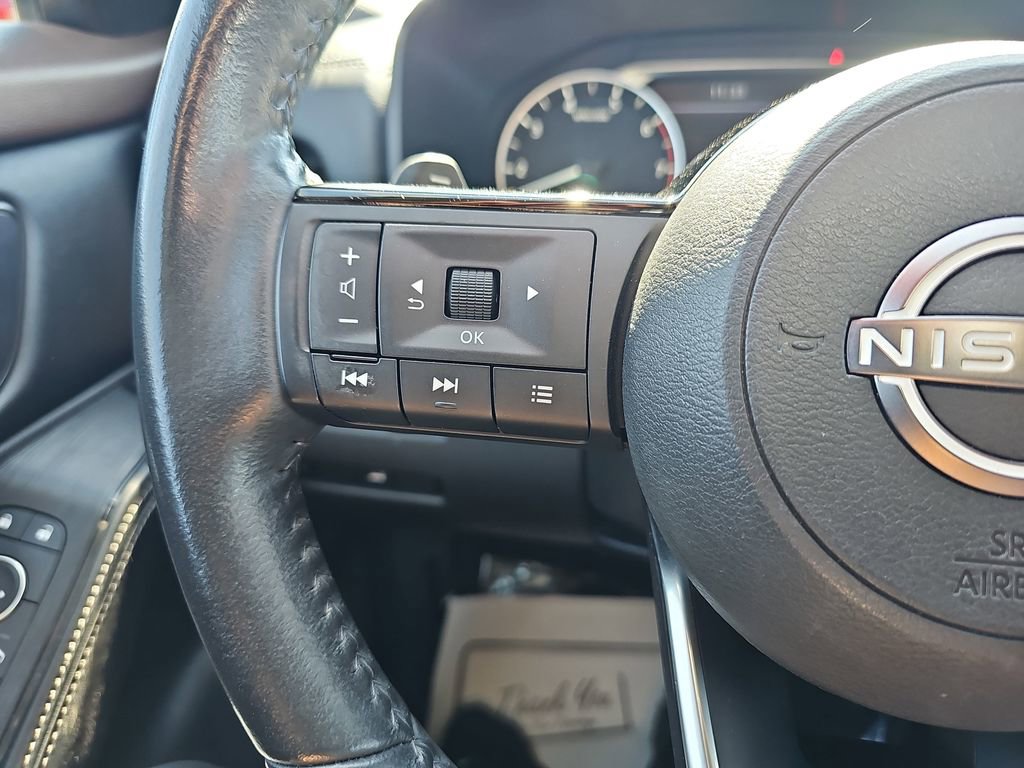Used 2023 Nissan Rogue SL w/ SL Premium Package image 21