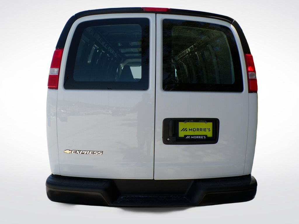 New 2026 Chevrolet Express 2500 Extended w/ Driver Convenience Package RWD image 5