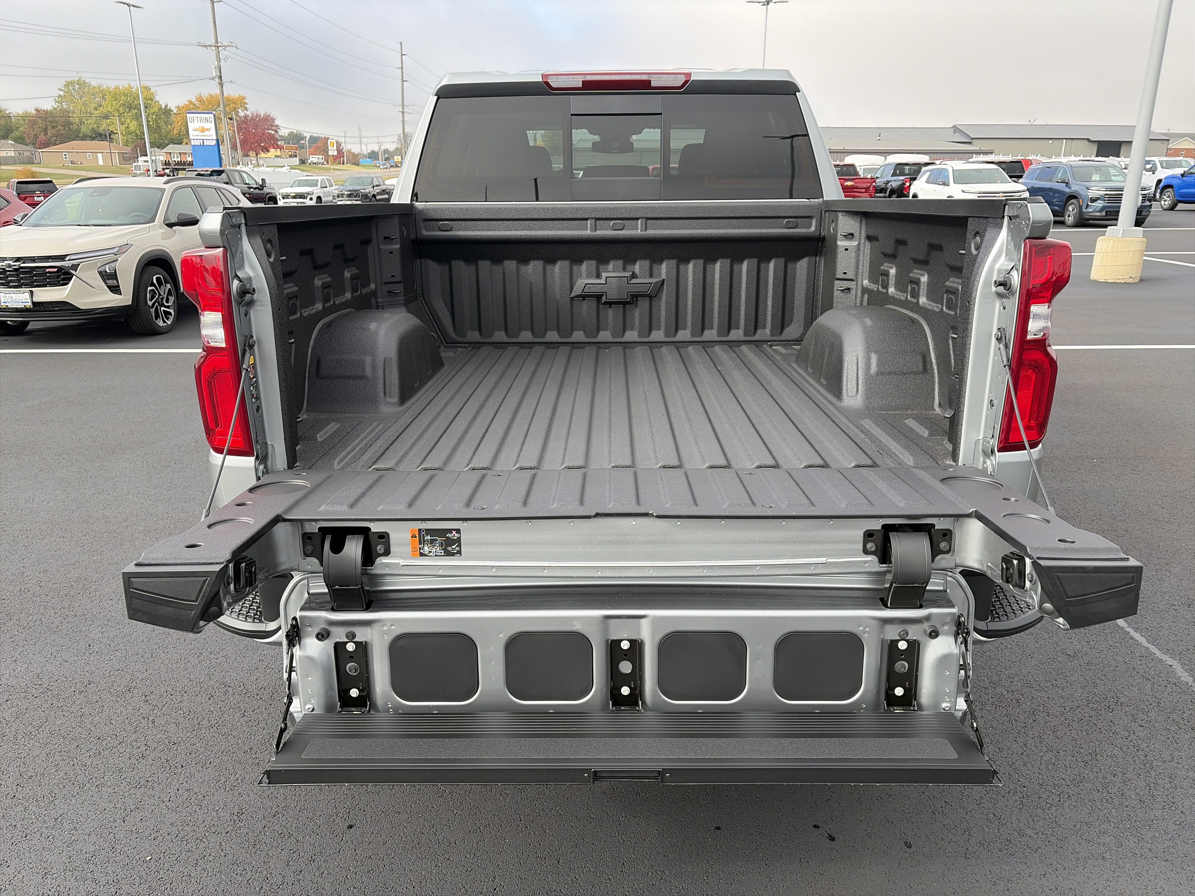 New 2026 Chevrolet Silverado 1500 LTZ w/ LTZ Premium Package image 9