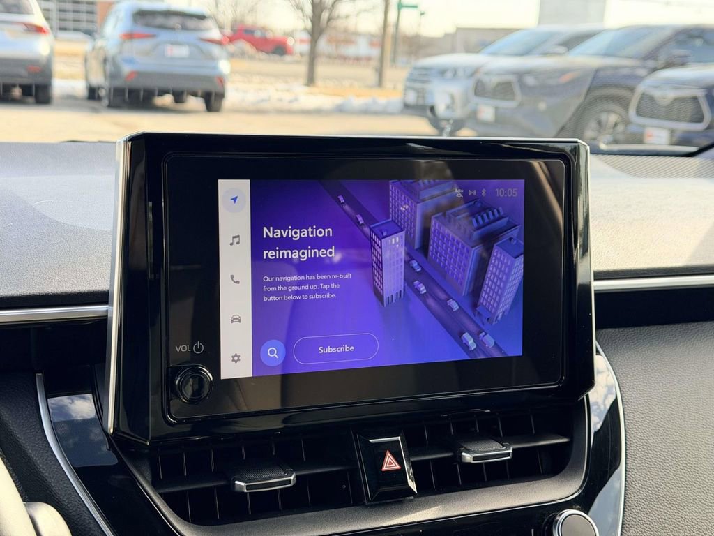 Used 2024 Toyota Corolla SE image 3