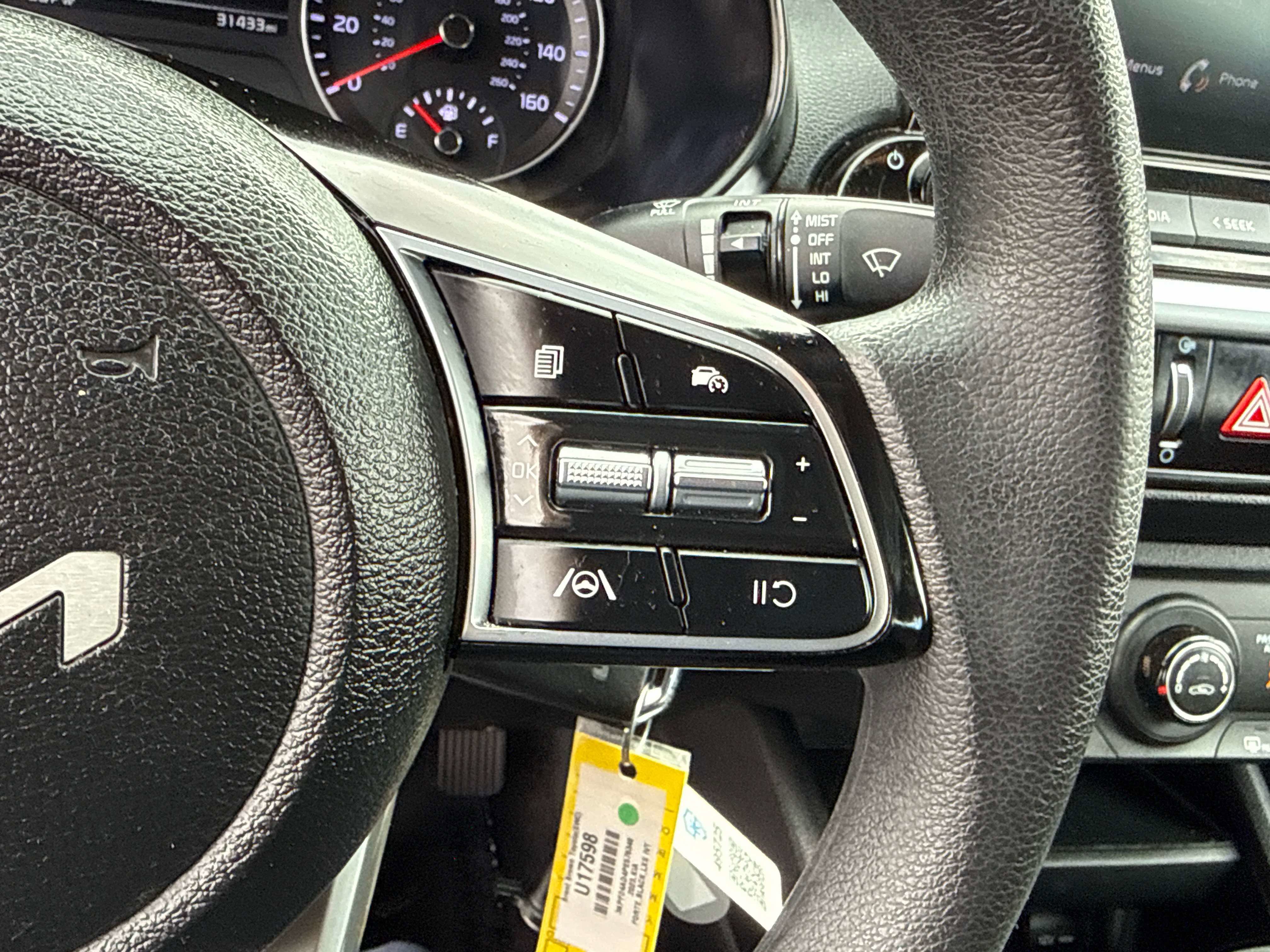 Used 2023 Kia Forte LXS w/ LXS Technology Package FWD image 21