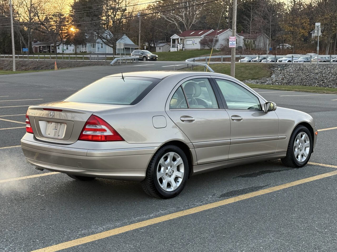 Used 2005 Mercedes-Benz C 320 Sedan image 8