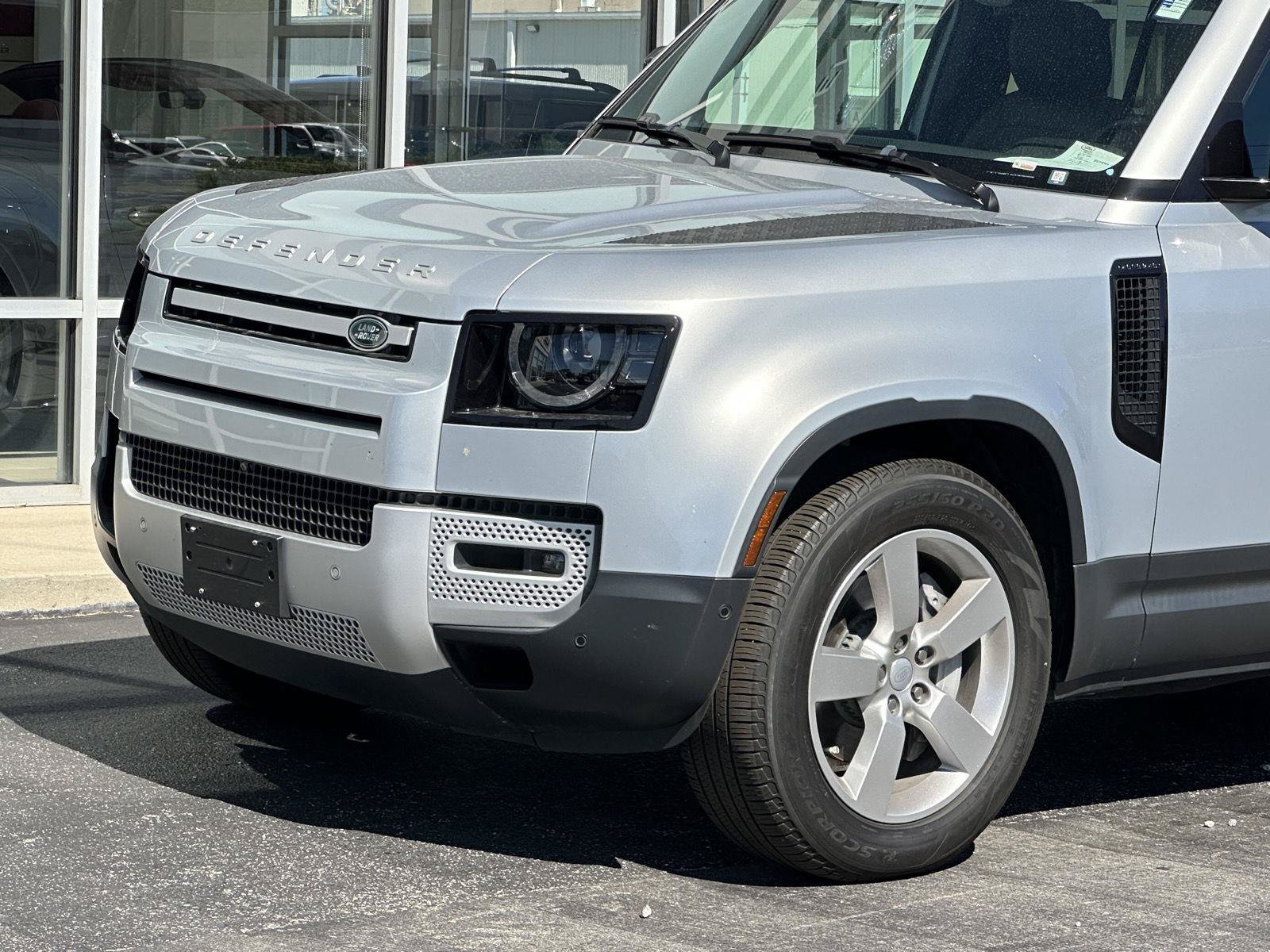 Used 2024 Land Rover Defender 110 S AWD/4WD image 45