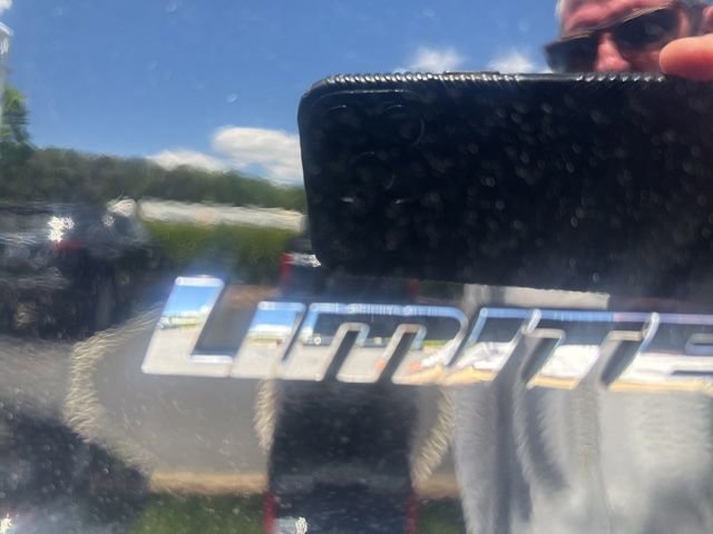 Used 2022 Toyota 4Runner Limited AWD/4WD image 22