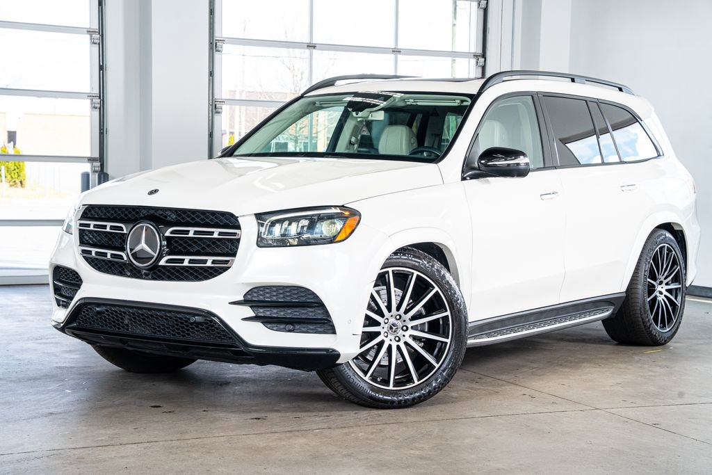 Used 2020 Mercedes-Benz GLS 580 4MATIC w/ E-Active Body Control Package image 2