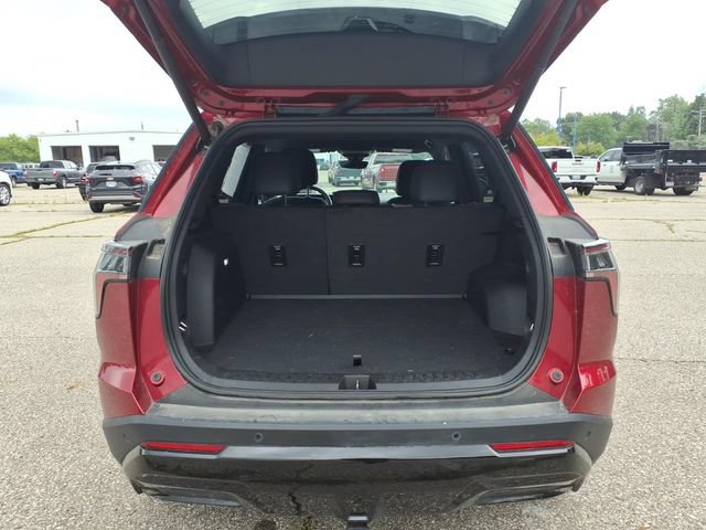 Used 2025 Chevrolet Equinox RS w/ Safety and Technology Package AWD/4WD image 8