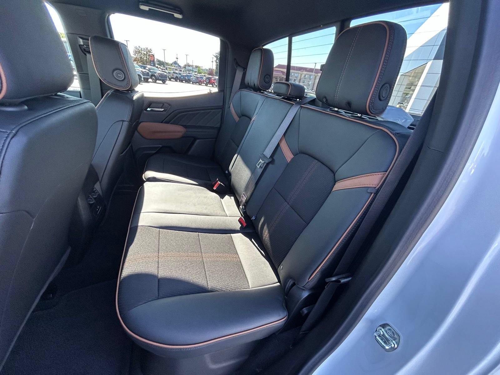 New 2026 GMC Canyon AT4 AWD/4WD image 18