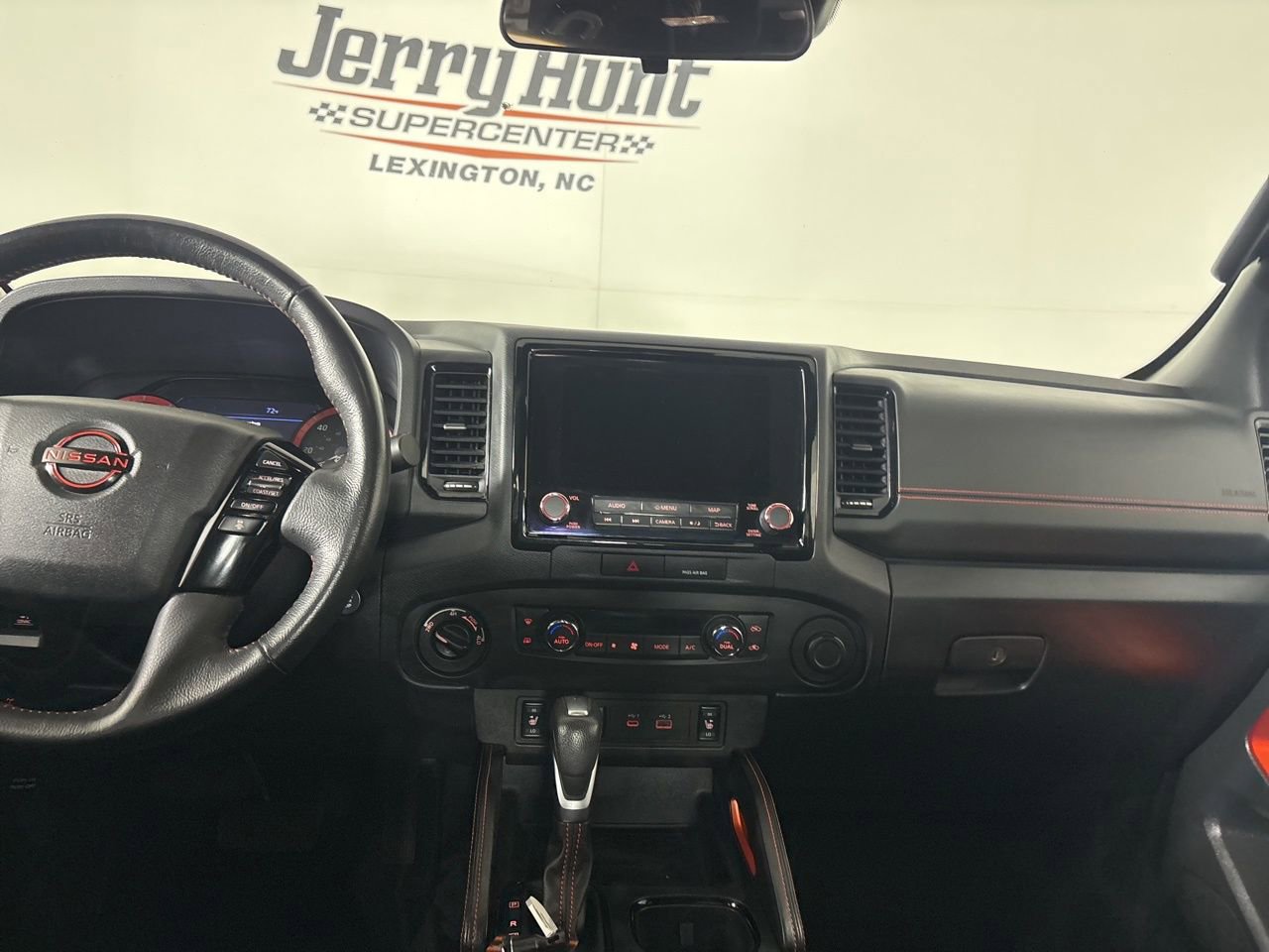 Used 2022 Nissan Frontier PRO-4X image 21