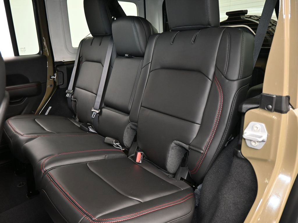 New 2026 Jeep Wrangler Unlimited Rubicon 392 image 32