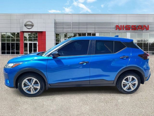 Certified 2022 Nissan Kicks S image 8