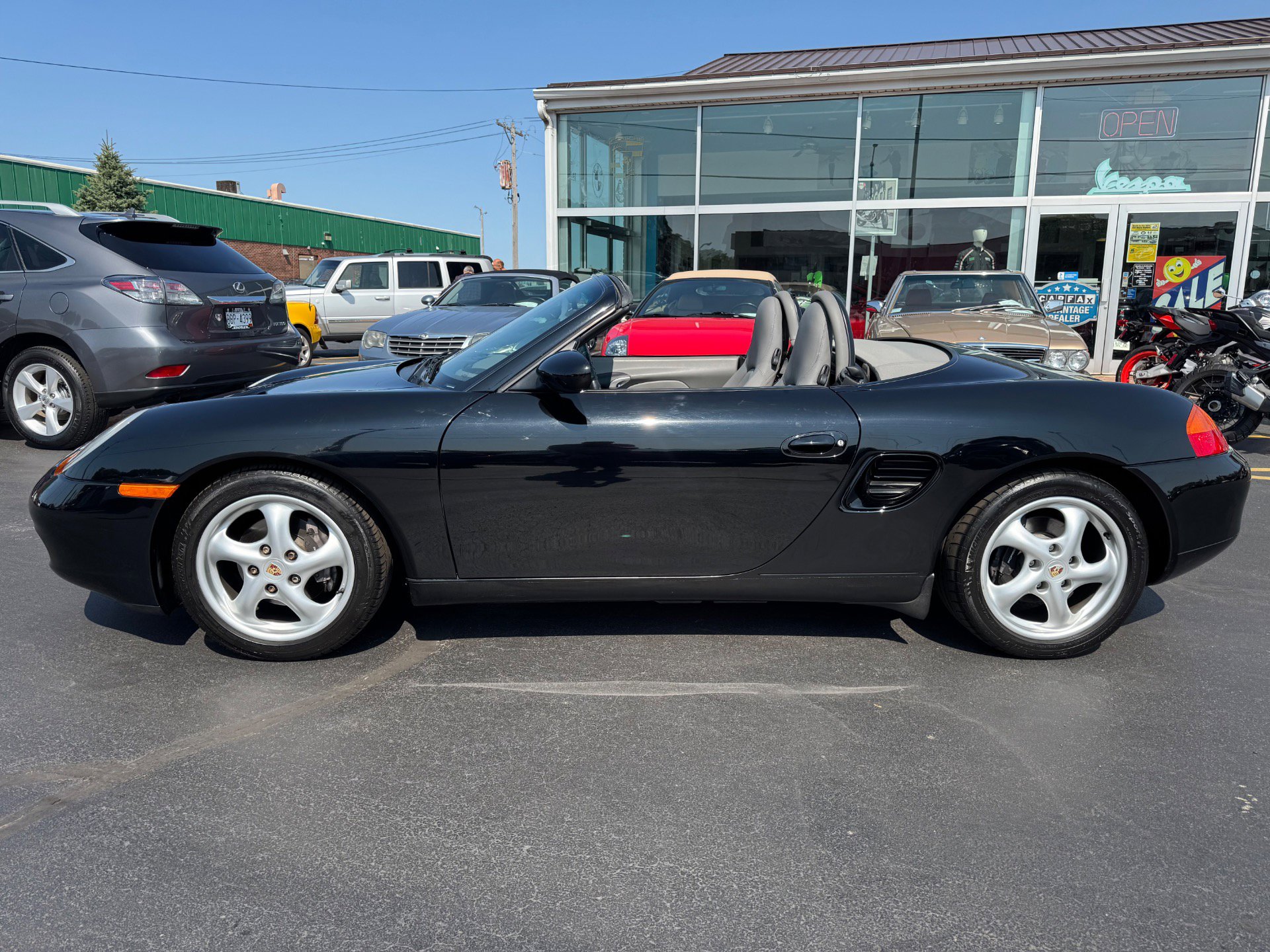 Used 2000 Porsche Boxster RWD image 5