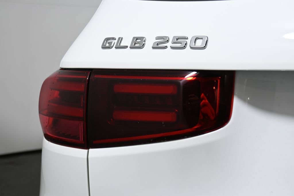 Certified 2026 Mercedes-Benz GLB 250 4MATIC image 12