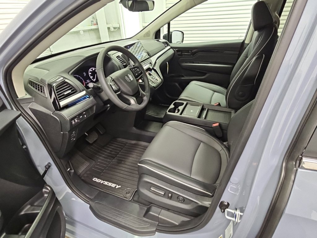 New 2027 Honda Odyssey Touring image 10
