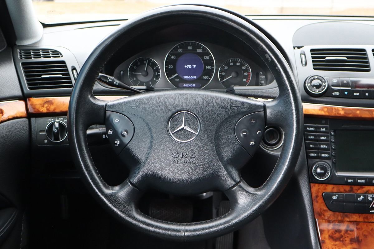 Used 2005 Mercedes-Benz E 500 4MATIC image 18