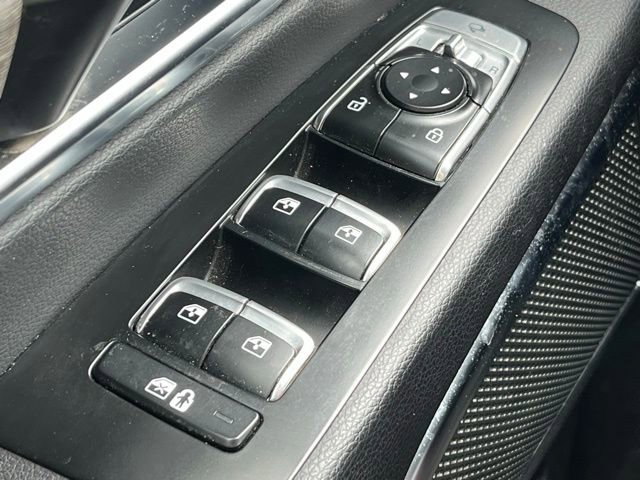 Certified 2022 Kia Telluride SX w/ Nightfall Edition Package AWD/4WD image 36