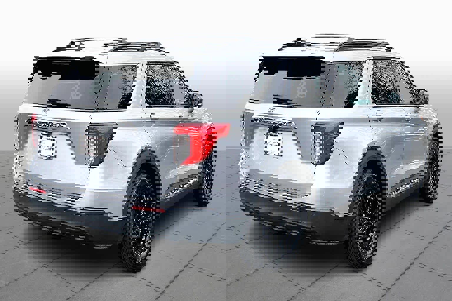 Used 2022 Ford Explorer XLT image 24