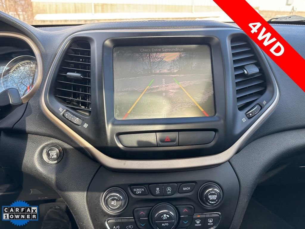 Used 2016 Jeep Cherokee Limited image 20