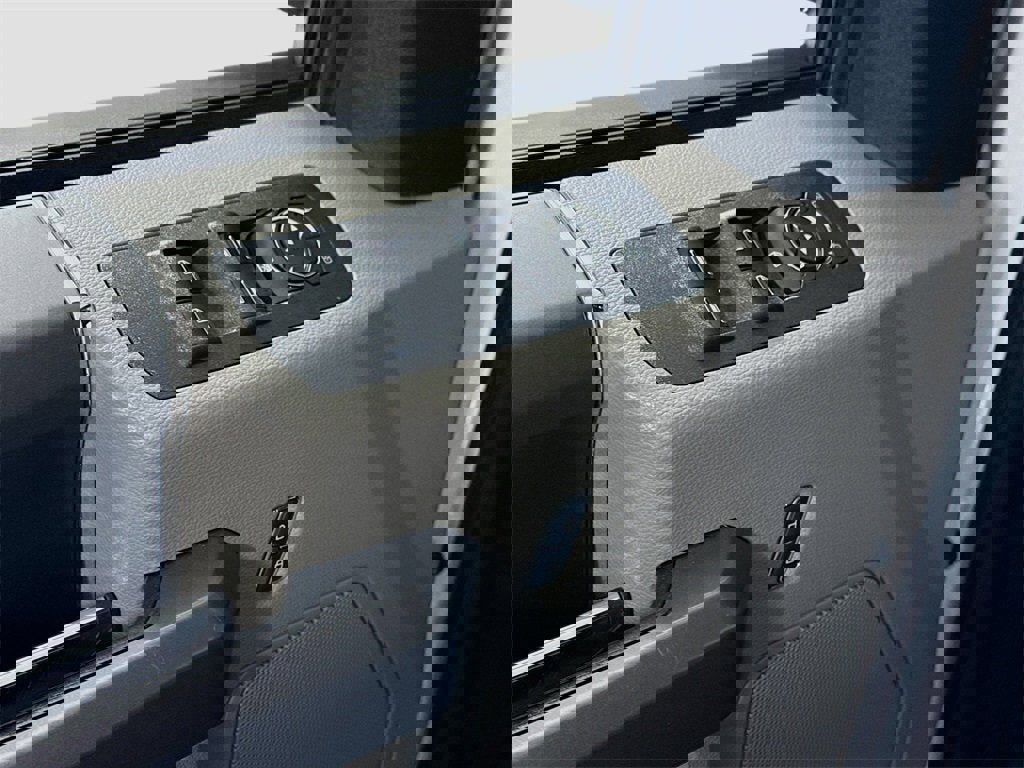 Used 2019 Ford F150 XLT w/ XTR Package image 11