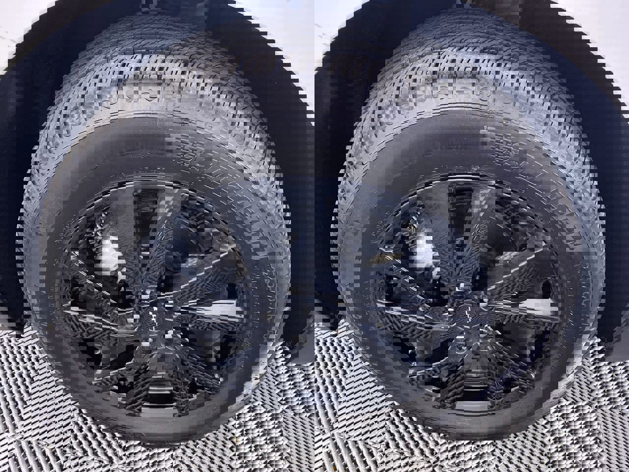 Certified 2024 Chevrolet Equinox LS w/ LS Convenience Package image 14