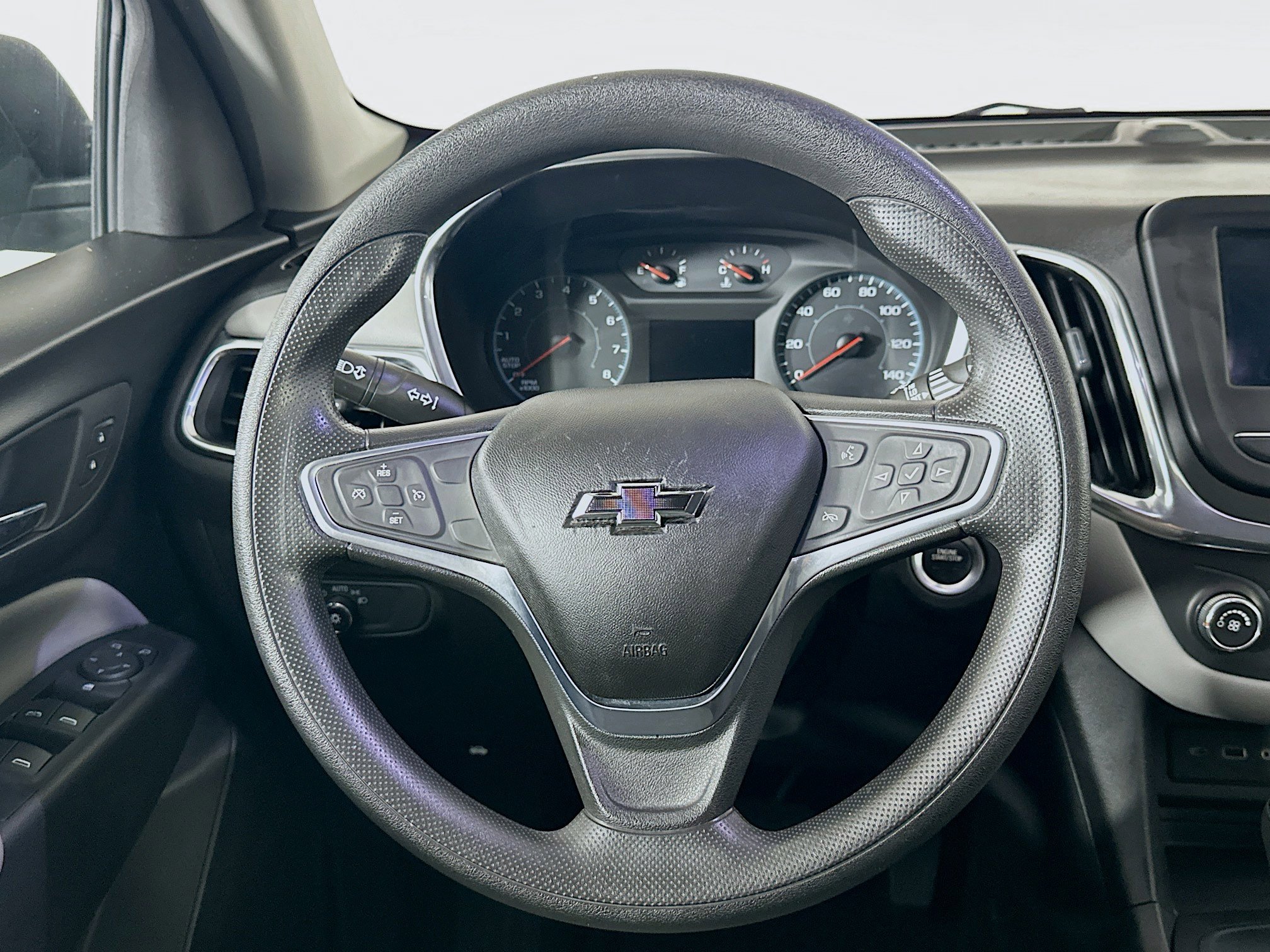 Used 2019 Chevrolet Equinox LS w/ LS Convenience Package image 18